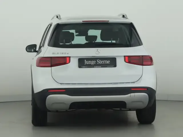 Mercedes-Benz GLB 180