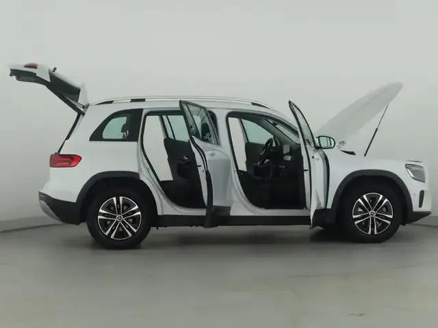 Mercedes-Benz GLB 180