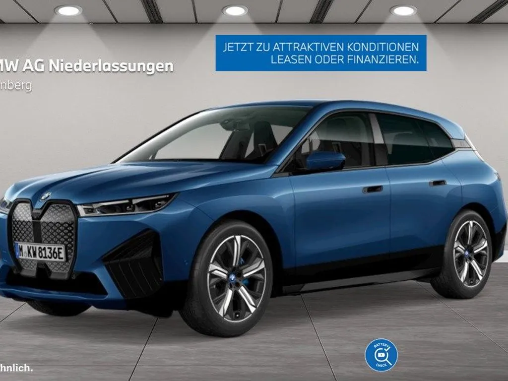 BMW iX