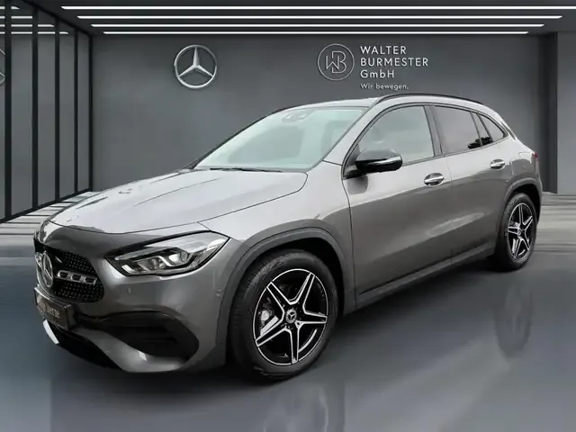 Mercedes-Benz GLA 200