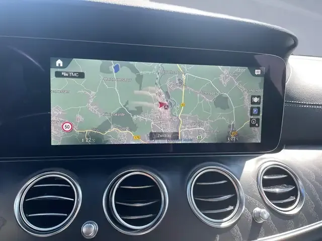 Mercedes-Benz E 400