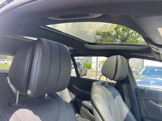 Mercedes-Benz E 400