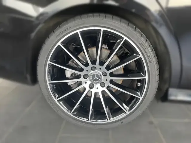 Mercedes-Benz E 400