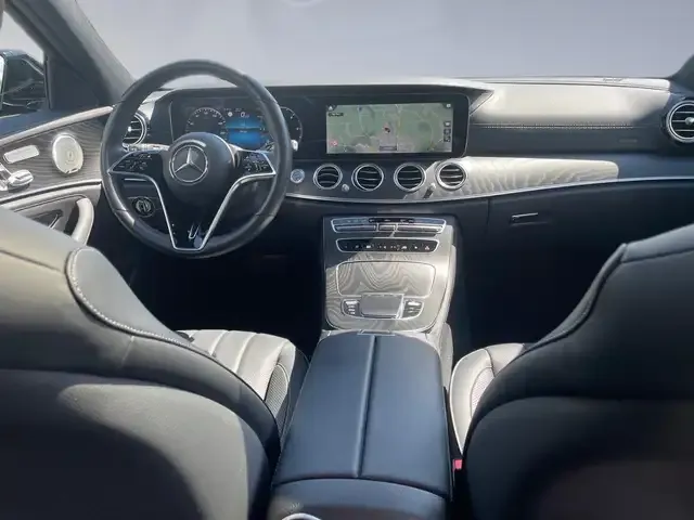 Mercedes-Benz E 400