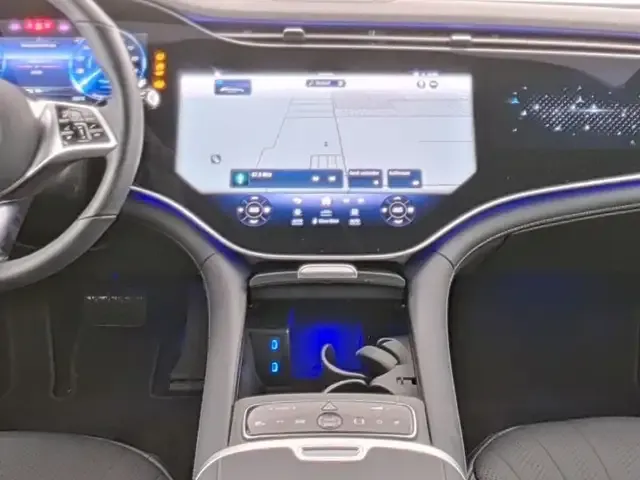 Mercedes-Benz EQE 500