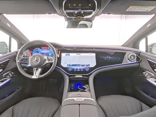 Mercedes-Benz EQE 500