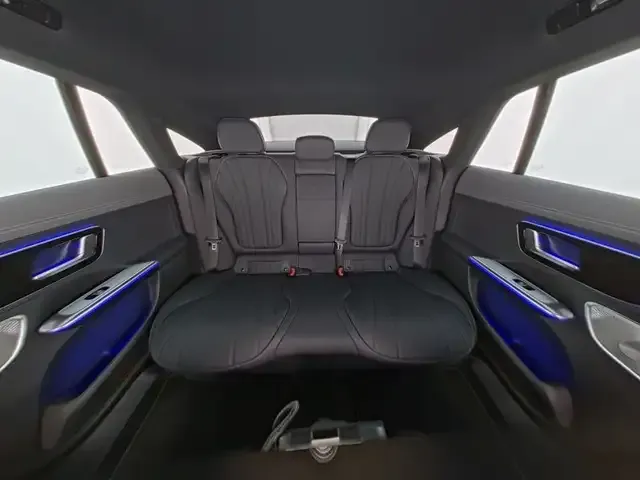 Mercedes-Benz EQE 500