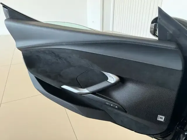 Ferrari 296 GTS