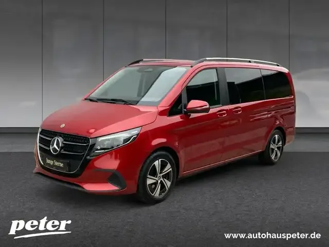 Mercedes-Benz V 220
