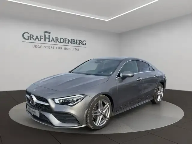 Mercedes-Benz CLA 180