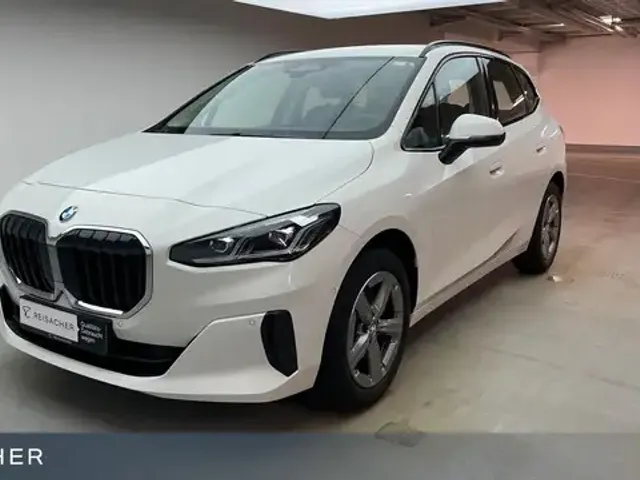 BMW 220