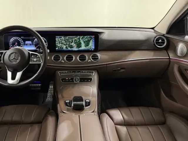 Mercedes-Benz E 400