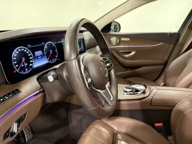 Mercedes-Benz E 400