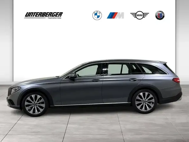 Mercedes-Benz E 400