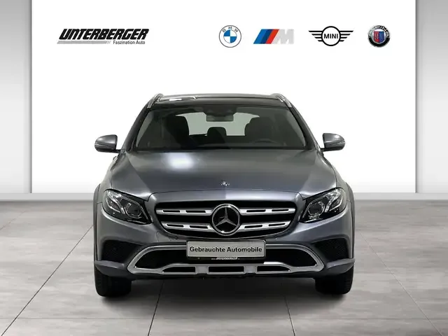 Mercedes-Benz E 400