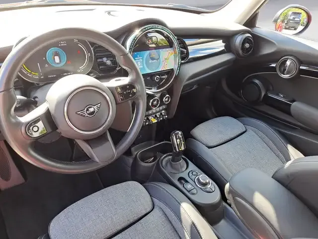 MINI Cooper SE