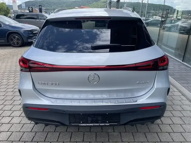 Mercedes-Benz EQA