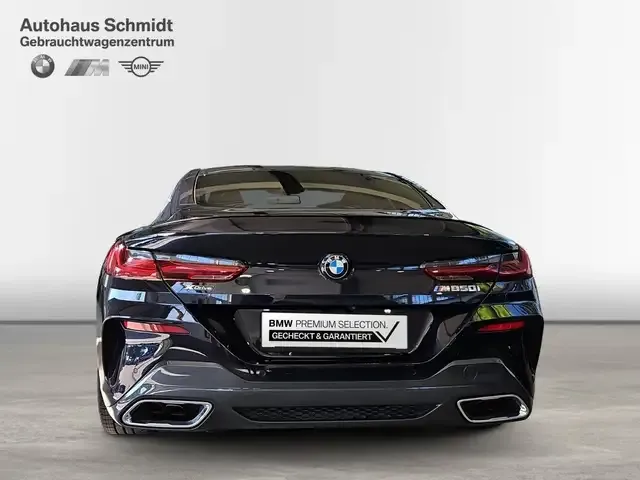 BMW M850
