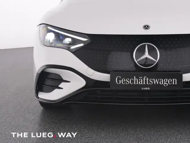 Mercedes-Benz EQE 350