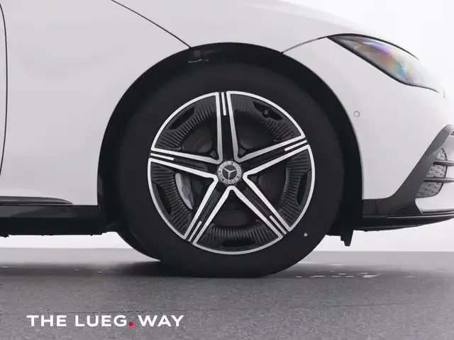 Mercedes-Benz EQE 350