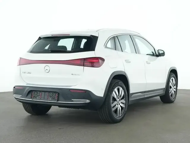 Mercedes-Benz EQA 300