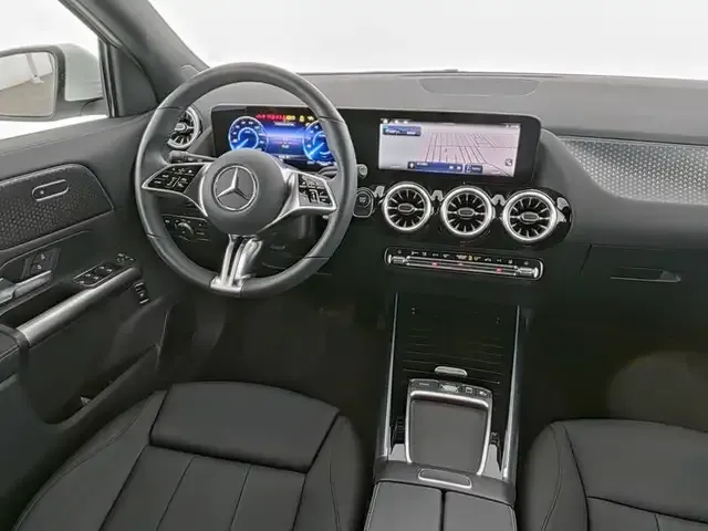 Mercedes-Benz EQA 300