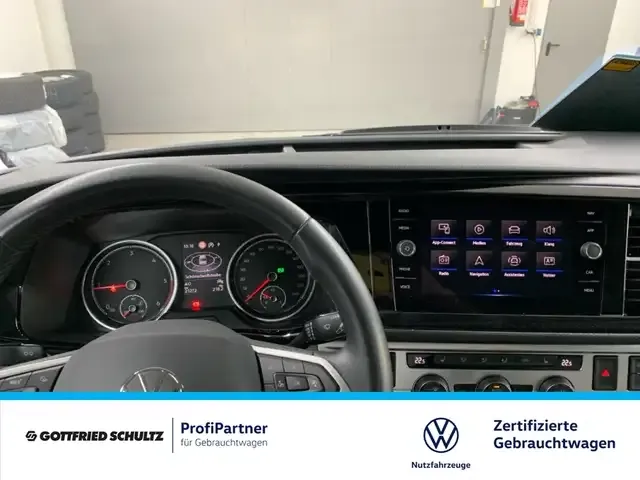Volkswagen T6.1 California
