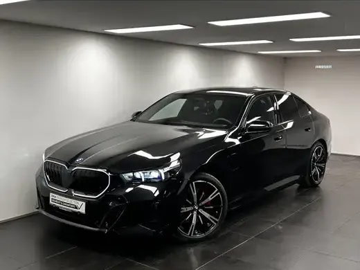 BMW 550
