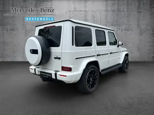 Mercedes-Benz G 500
