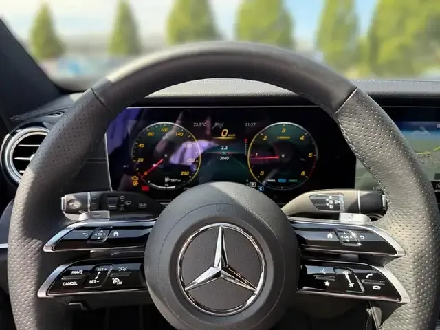 Mercedes-Benz E 220