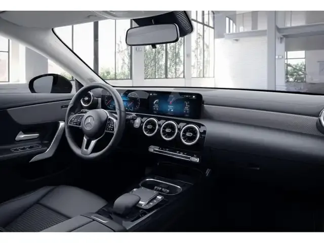 Mercedes-Benz CLA 220