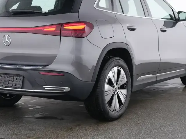 Mercedes-Benz EQA 250