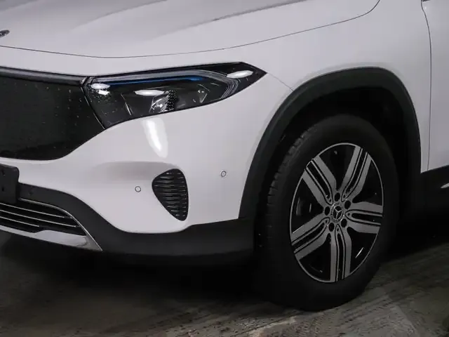 Mercedes-Benz EQB 350