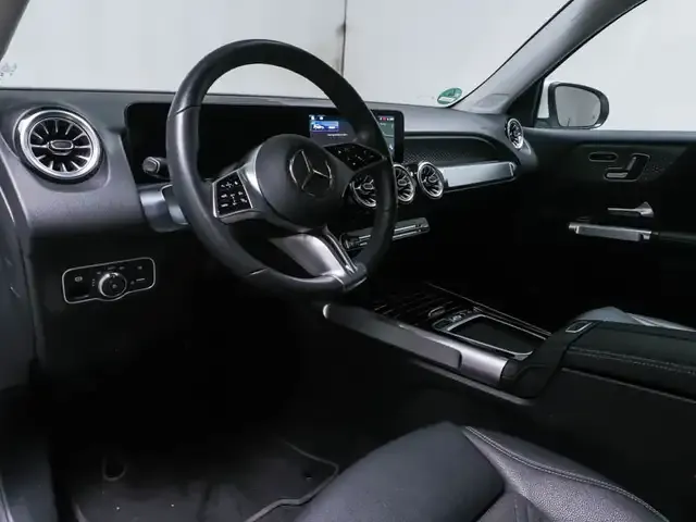 Mercedes-Benz EQB 350
