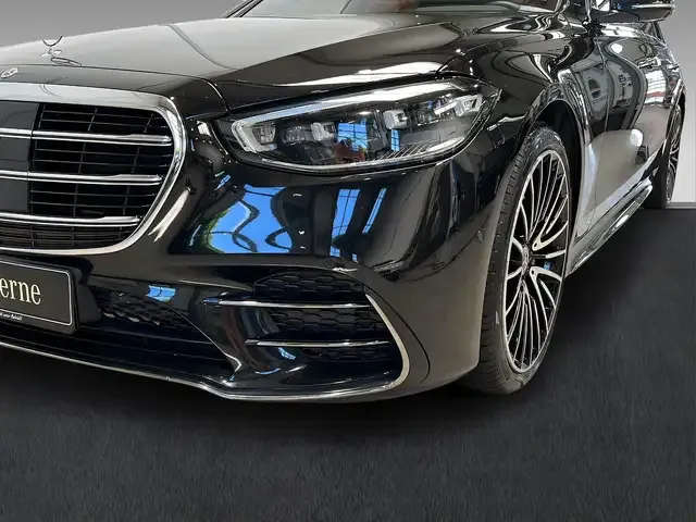 Mercedes-Benz S 400