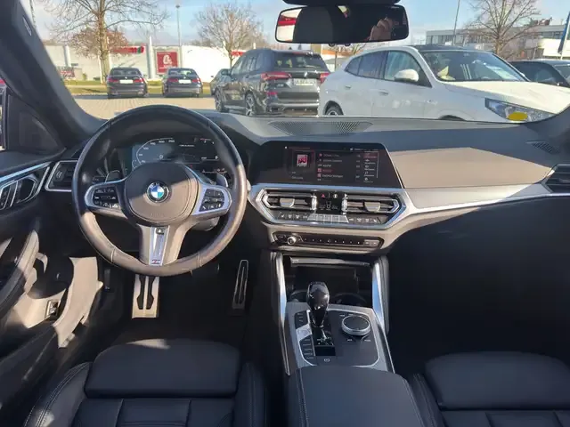 BMW 440