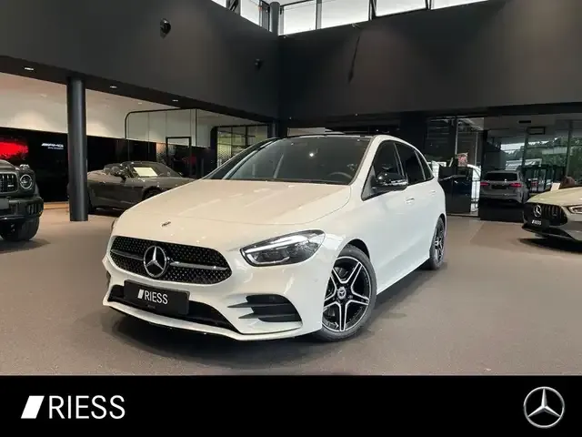 Mercedes-Benz B 220