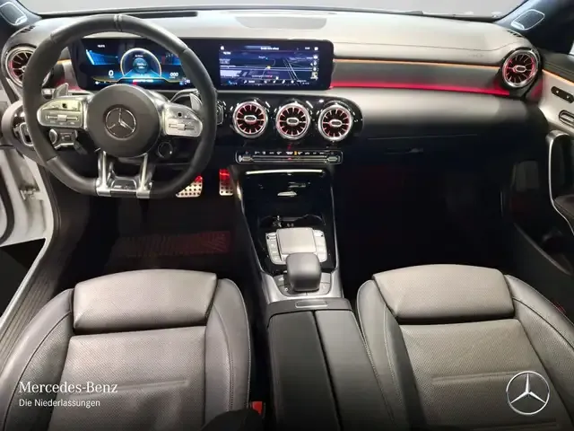 Mercedes-Benz CLA 45 AMG