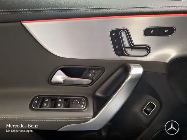 Mercedes-Benz CLA 45 AMG