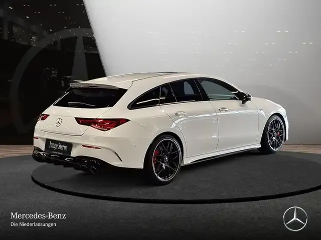 Mercedes-Benz CLA 45 AMG