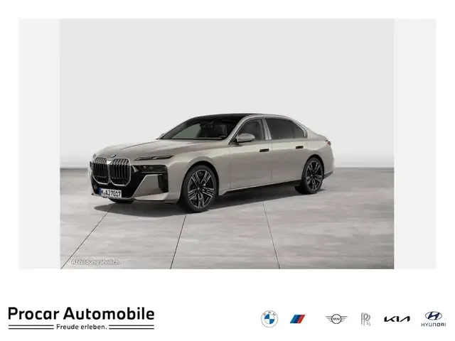 BMW 740