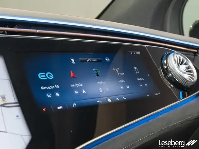 Mercedes-Benz EQE SUV