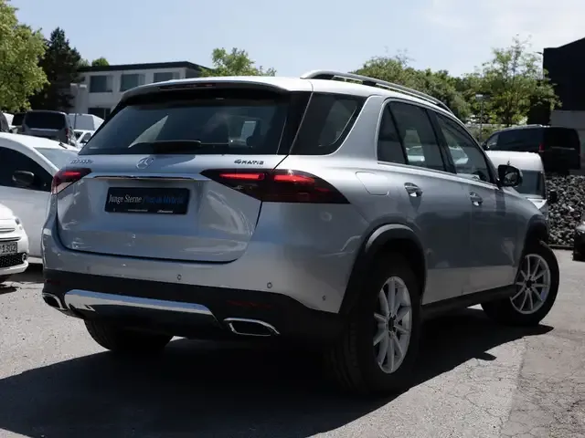 Mercedes-Benz GLE 400