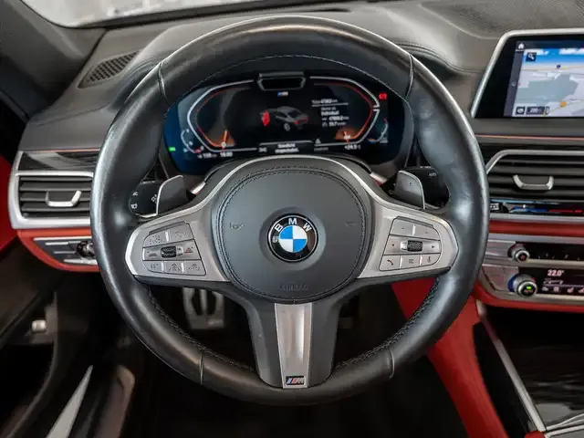 BMW 750