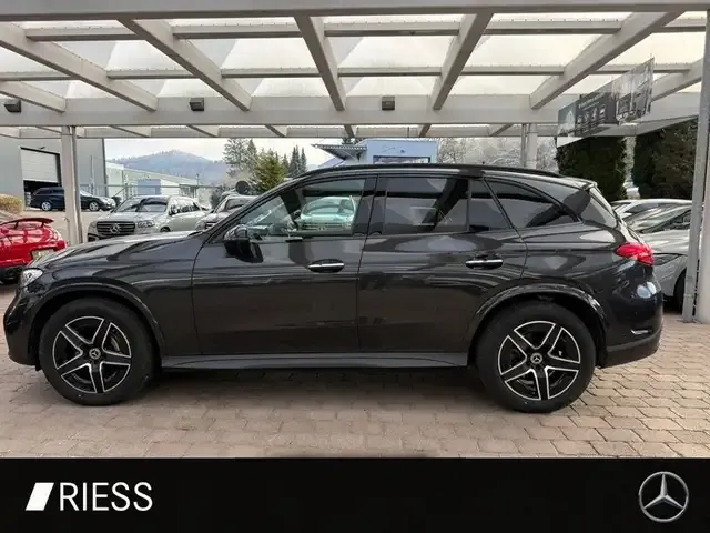 Mercedes-Benz GLC 220