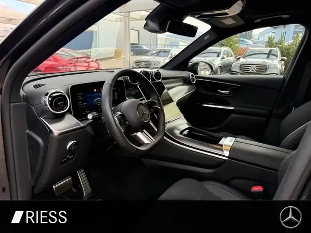 Mercedes-Benz GLC 220