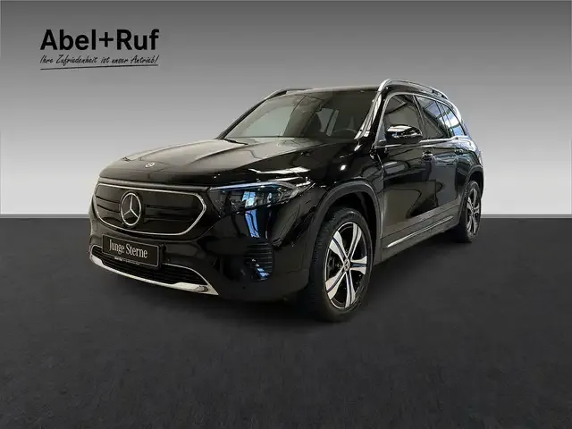 Mercedes-Benz EQB 300