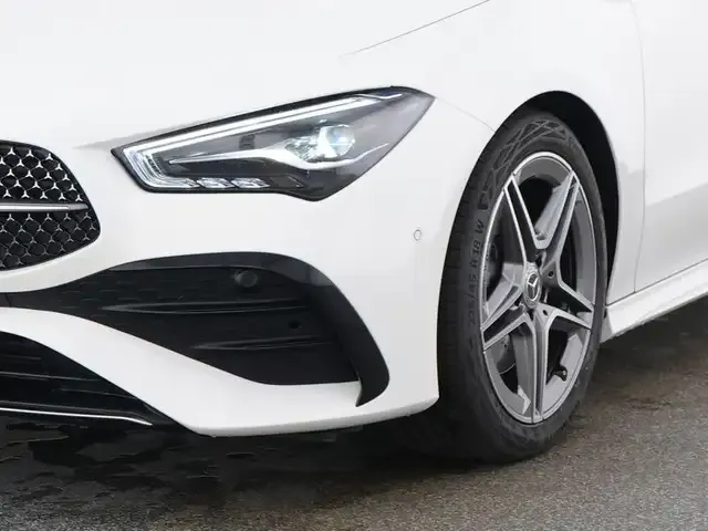 Mercedes-Benz CLA 220