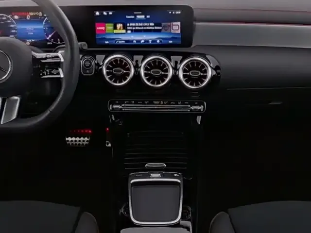 Mercedes-Benz CLA 220