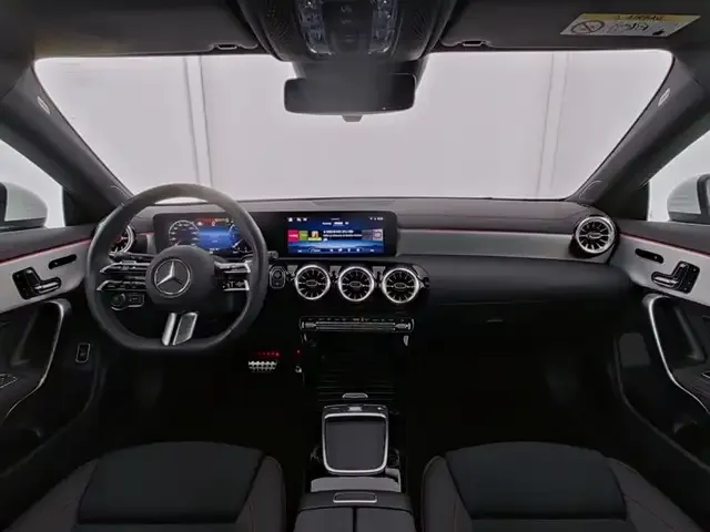 Mercedes-Benz CLA 220